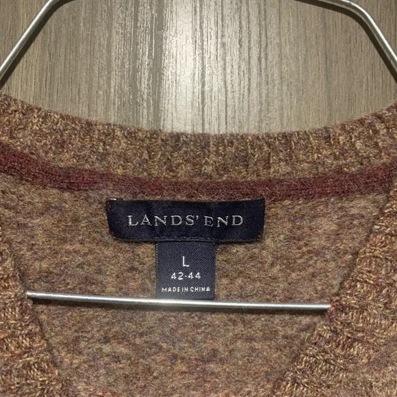24. Lands End Brown Crewneck Sweater Size Large - Picture 4 of 10